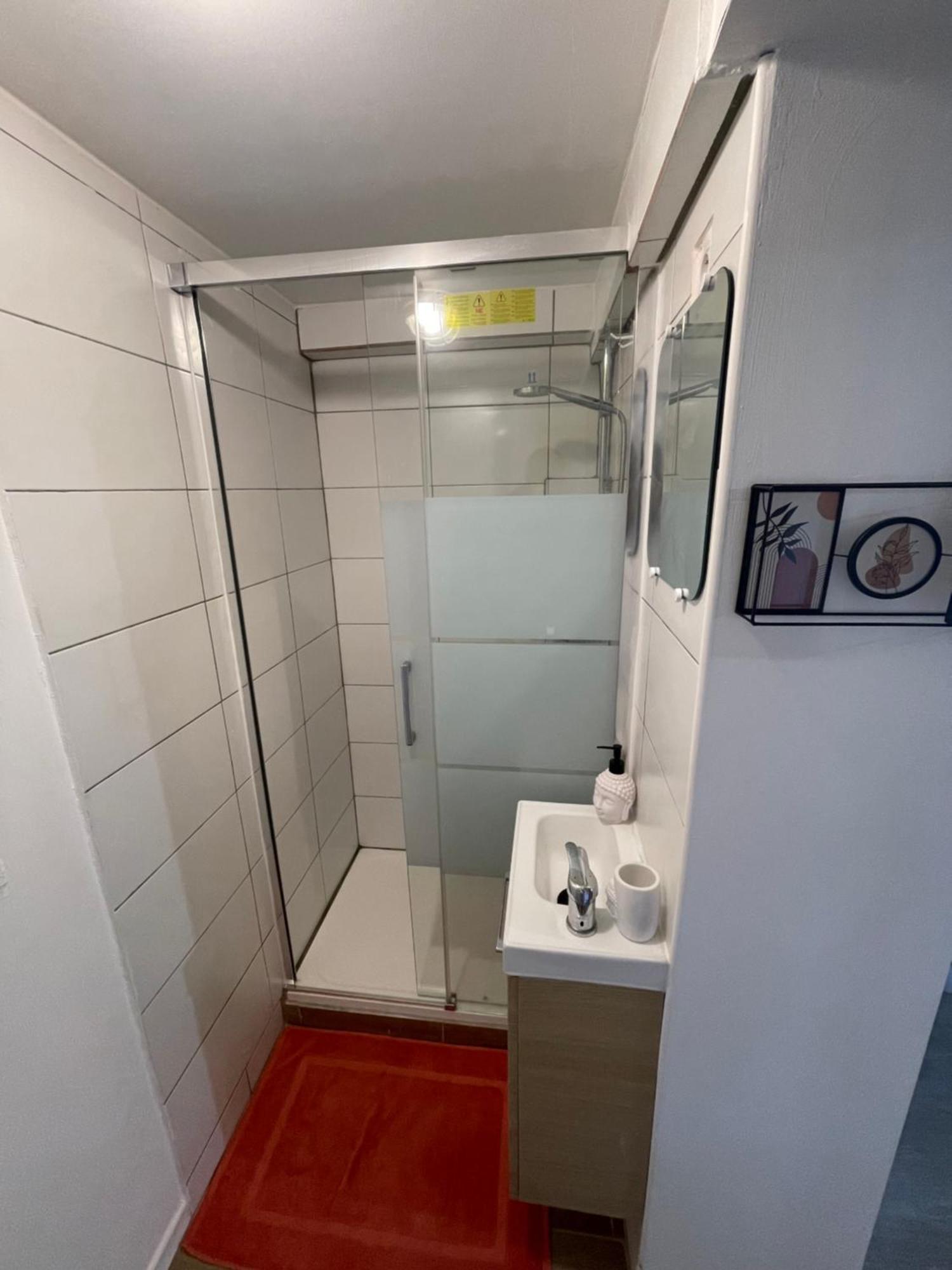 La Girafe Apartment Sannois Екстериор снимка